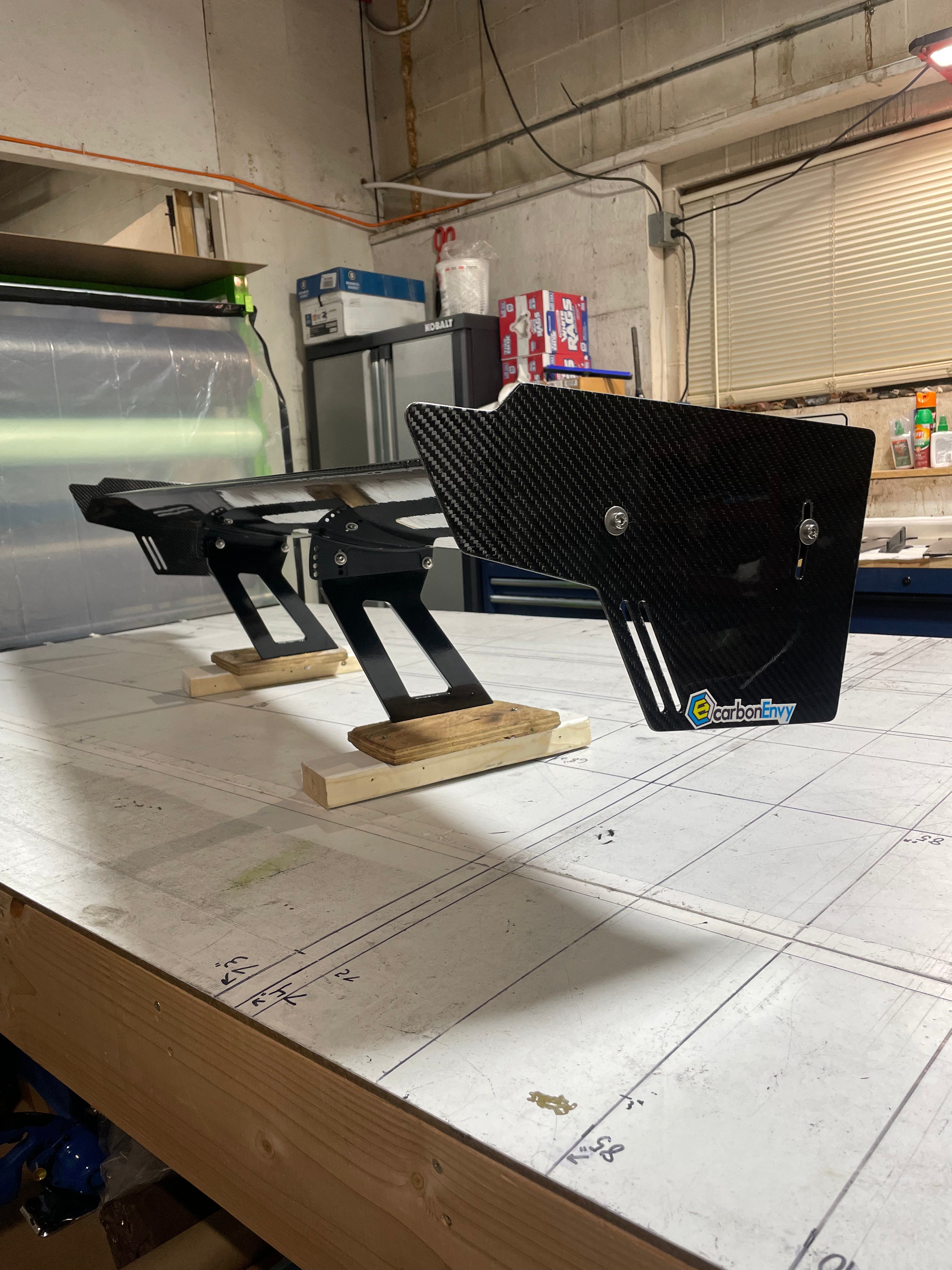 72’’ Wide Race Wing Viper RT/10