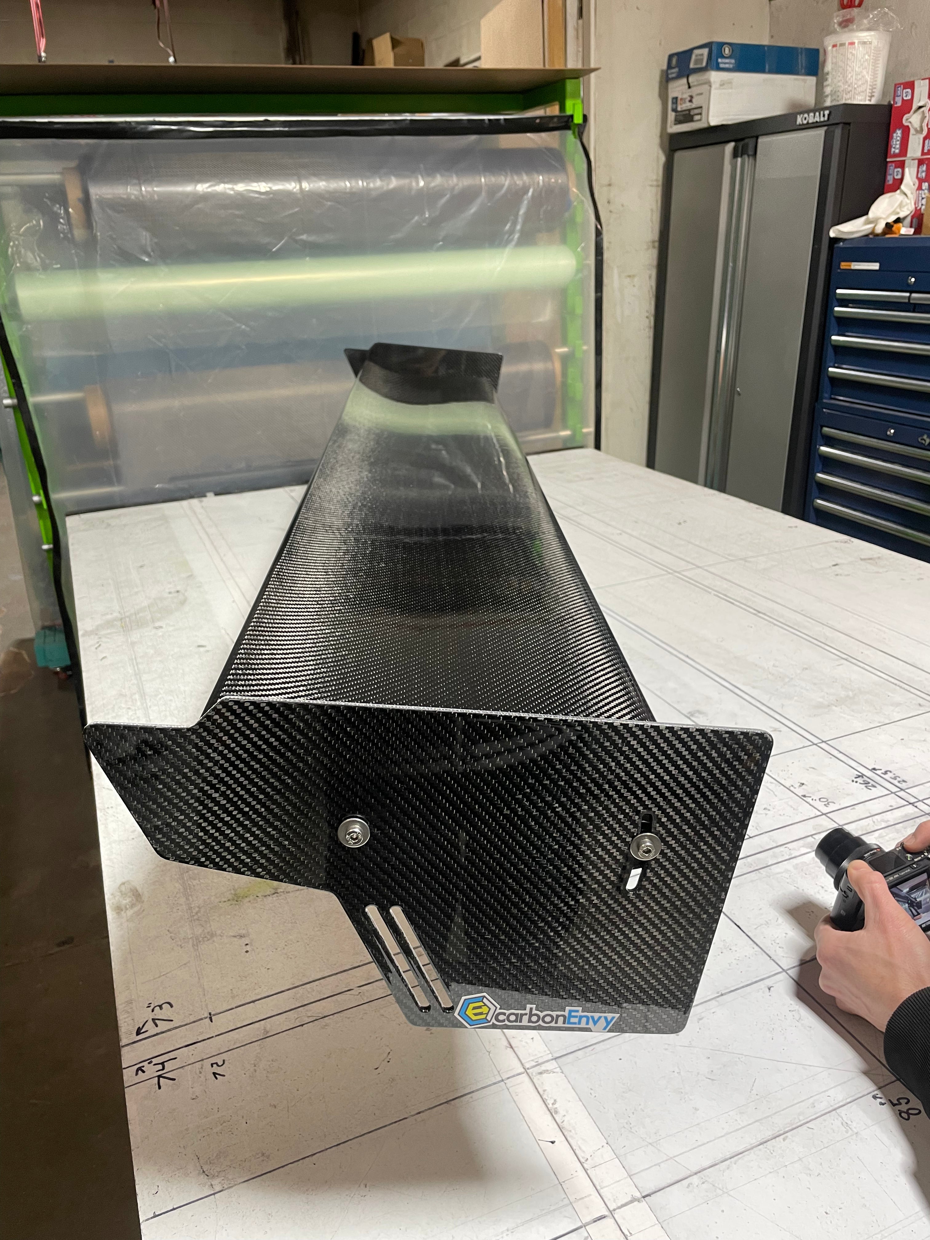 72’’ Wide Race Wing Viper RT/10